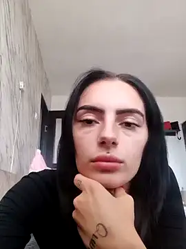 Snapshot of Virgin_Hot_Girl chatting on 10/07/25, 01:30 Virgin Hot Girl online show from 10/07/25, 01:30