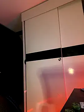 Snapshot of ErosDominant chatting on 11/14/25, 02:10 ErosDominant online show from 11/14/25, 02:10