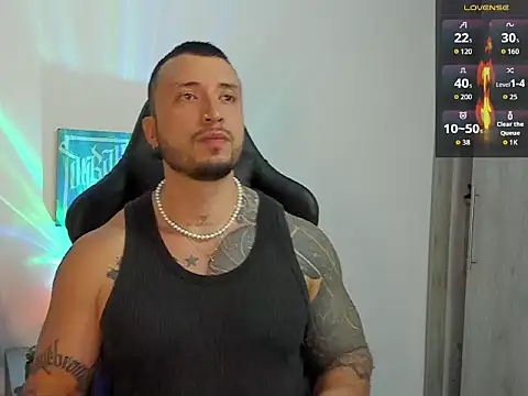 Dave-Max01 online show from 10/22/25, 01:17