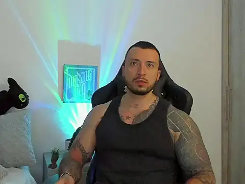 Dave-Max01 online show from 10/26/25, 02:17