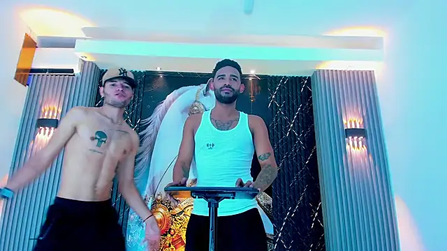 Snapshot of _Gods_of_Olympus_ chatting on 10/15/25, 04:18 Gods of Olympus online show from 10/15/25, 04:18