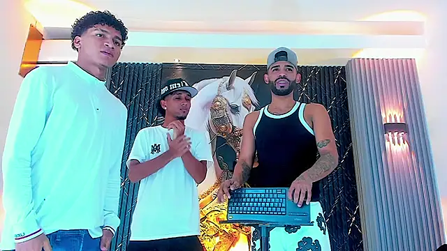 Snapshot of _Gods_of_Olympus_ chatting on 10/24/25, 03:58 Gods of Olympus online show from 10/24/25, 03:58