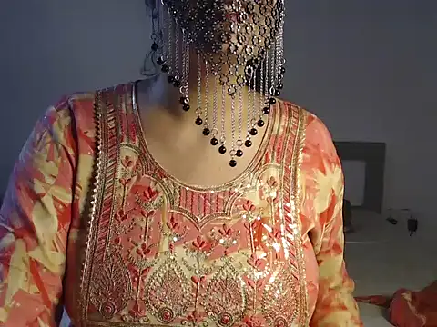 Punjabi Bhabhi  online show from 10/12/25, 03:55