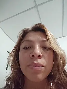 skkarletty online show from 11/21/25, 12:43