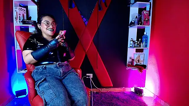 Miss and submissive2 online show from 12/05/25, 03:26