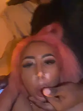 zara bellexx online show from 10/13/25, 02:22