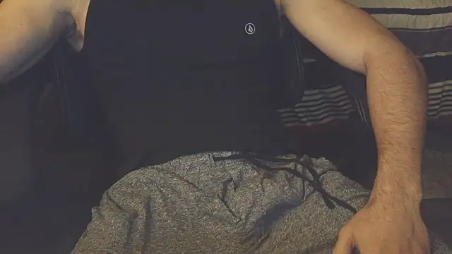 Snapshot of afterpartybtw chatting on 11/07/25, 01:27 afterpartybtw online show from 11/07/25, 01:27