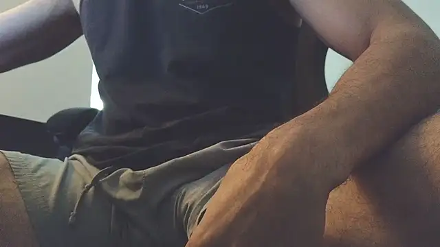 Snapshot of afterpartybtw chatting on 11/08/25, 09:24 afterpartybtw online show from 11/08/25, 09:24