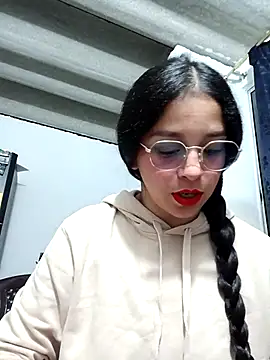Snapshot of Eloisa_smith chatting on 10/12/25, 04:55 Eloisa smith online show from 10/12/25, 04:55