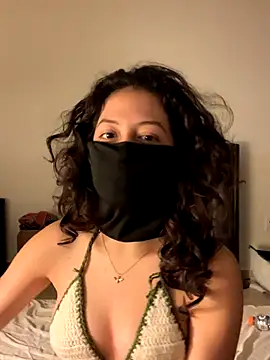 alicacua online show from 10/23/25, 06:02