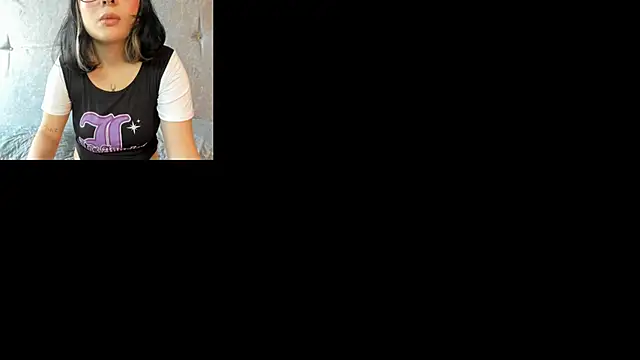 Mythical Girl online show from 11/11/25, 06:52