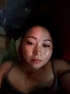 miemie-xx online show from 10/20/25, 01:06