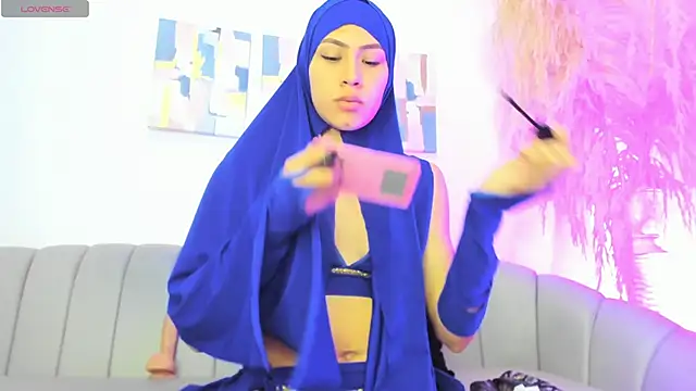 marilyn arab online show from 10/12/25, 01:43