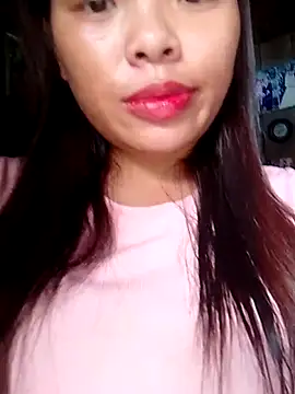 hello-cute online show from 10/12/25, 08:24