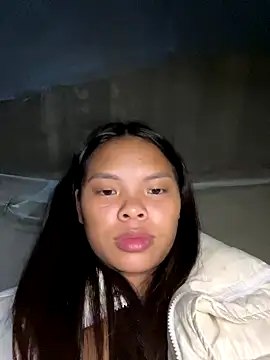 hello-cute online show from 11/19/25, 04:18