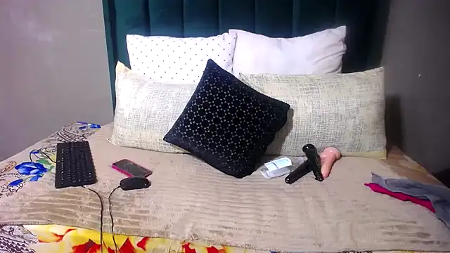 DeliciousBoobsx25 online show from 11/23/25, 08:36