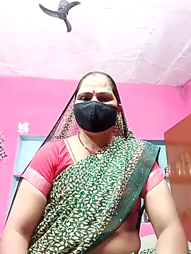 Snapshot of Ut_kanchna chatting on 10/25/25, 06:43 Ut kanchna online show from 10/25/25, 06:43