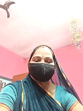 Snapshot of Ut_kanchna chatting on 11/07/25, 07:52 Ut kanchna online show from 11/07/25, 07:52