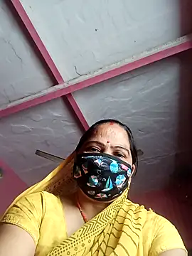 Snapshot of Ut_kanchna chatting on 11/09/25, 11:58 Ut kanchna online show from 11/09/25, 11:58