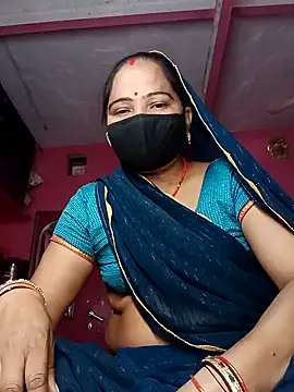 Snapshot of Ut_kanchna chatting on 11/19/25, 07:52 Ut kanchna online show from 11/19/25, 07:52