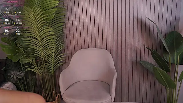 lorapalmerry online show from 10/15/25, 03:01