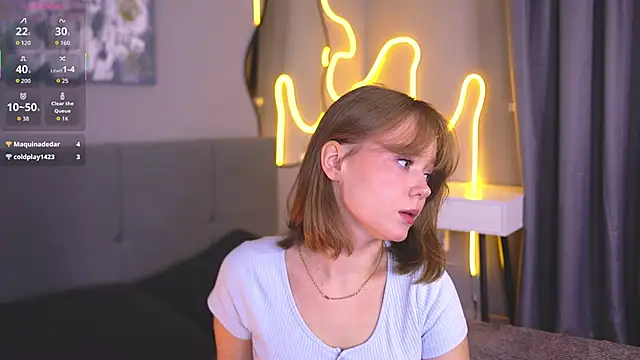 lorapalmerry online show from 10/27/25, 03:16