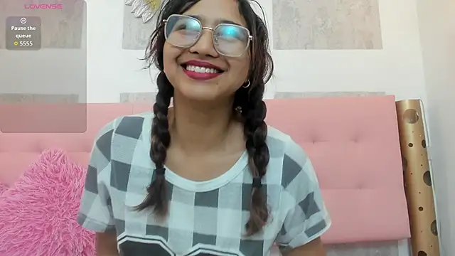 Snapshot of SamanthaFox_8 chatting on 10/09/25, 11:30 SamanthaFox 8 online show from 10/09/25, 11:30