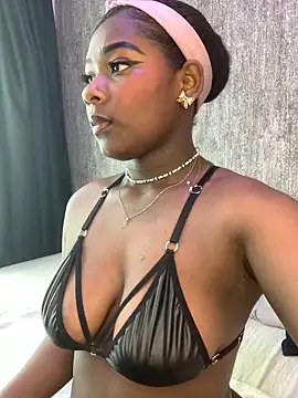 KarinaFlowers  online show from 11/11/25, 12:16