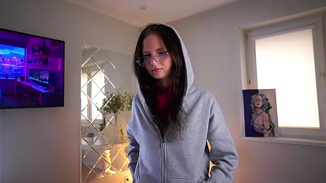 Snapshot of MarcyFrazee chatting on 10/14/25, 03:07 MarcyFrazee online show from 10/14/25, 03:07