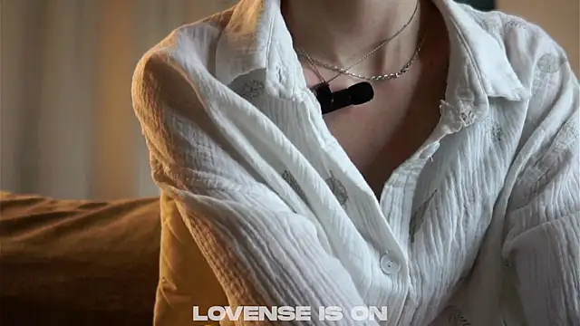 Snapshot of MarcyFrazee chatting on 10/31/25, 04:02 MarcyFrazee online show from 10/31/25, 04:02