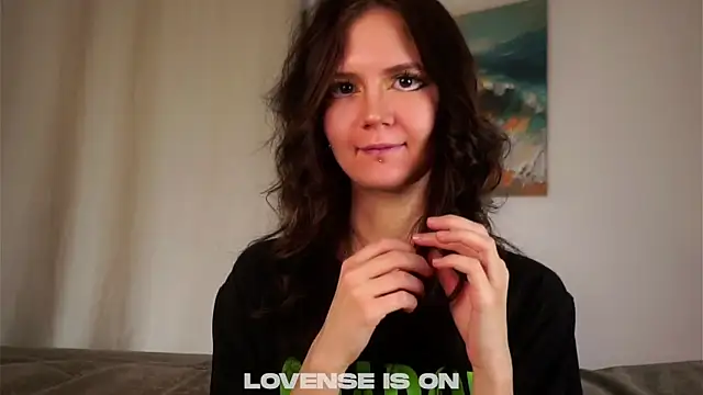 Snapshot of MarcyFrazee chatting on 11/09/25, 01:48 MarcyFrazee online show from 11/09/25, 01:48