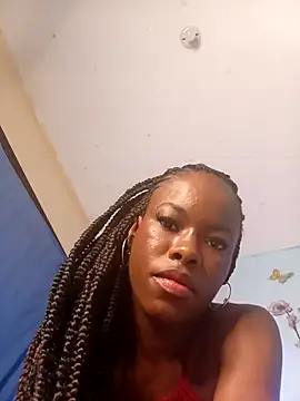 Snapshot of BeverlyMadison_ chatting on 11/21/25, 07:34 BeverlyMadison online show from 11/21/25, 07:34