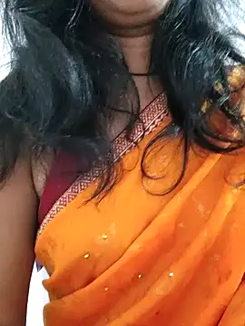 Snapshot of Janu-hasena chatting on 10/29/25, 05:04 Janu-hasena online show from 10/29/25, 05:04