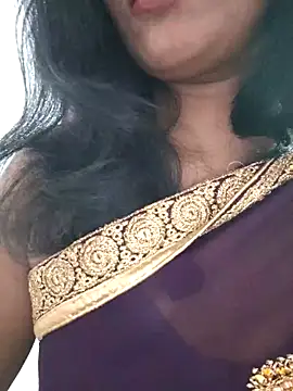 Snapshot of Janu-hasena chatting on 11/01/25, 04:20 Janu-hasena online show from 11/01/25, 04:20