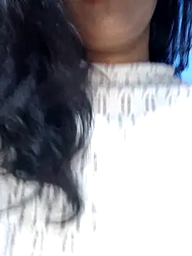 Snapshot of Janu-hasena chatting on 11/20/25, 04:18 Janu-hasena online show from 11/20/25, 04:18