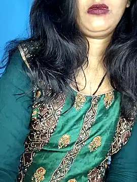 Snapshot of Janu-hasena chatting on 12/01/25, 02:55 Janu-hasena online show from 12/01/25, 02:55