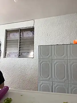 Snapshot of Emilycollei chatting on 10/15/25, 02:28 Emilycollei online show from 10/15/25, 02:28