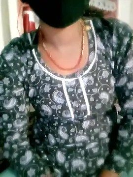 Sexy Riya Bhabhi online show from 10/30/25, 03:46