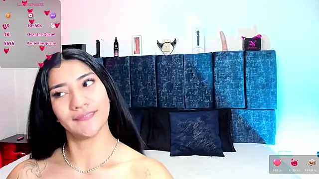 Kiim Owens online show from 11/07/25, 12:05