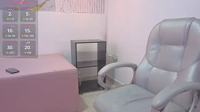 Snapshot of onlymen2025 chatting on 11/23/25, 11:32 onlymen2025 online show from 11/23/25, 11:32