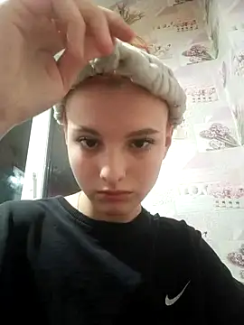 Snapshot of kodik0 chatting on 11/07/25, 10:43 kodik0 online show from 11/07/25, 10:43