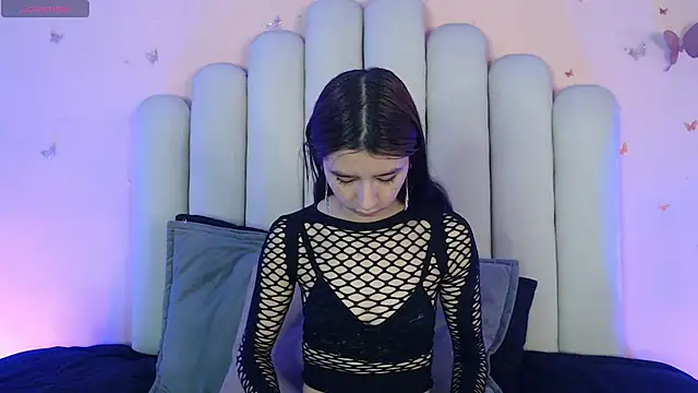 SweetRenata  online show from 11/04/25, 12:04