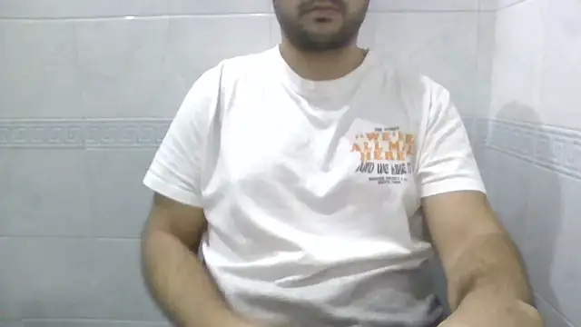 Snapshot of sci69 chatting on 11/18/25, 10:25 sci69 online show from 11/18/25, 10:25