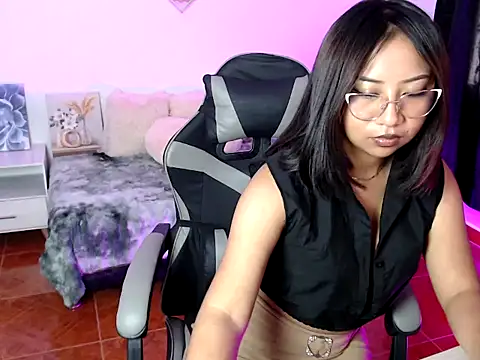 sofia  666 online show from 10/09/25, 07:23