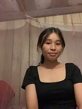 Snapshot of Han-han123 chatting on 10/08/25, 01:53 Han-han123 online show from 10/08/25, 01:53