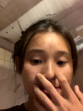 Han-han123 online show from 10/31/25, 01:12