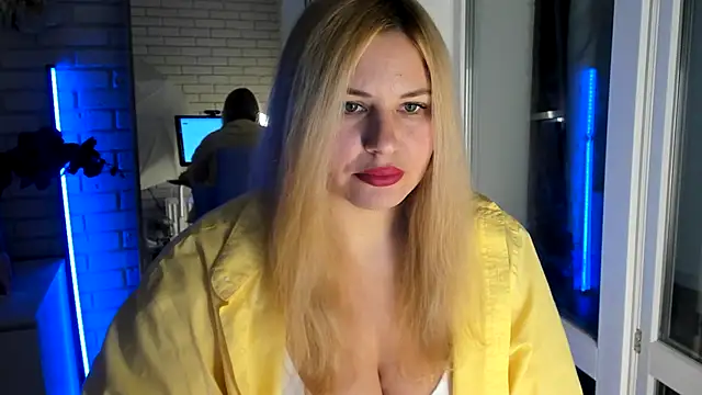 Passion-Blondy online show from 10/15/25, 05:46