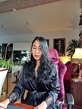 bianca bellamy online show from 11/03/25, 08:04