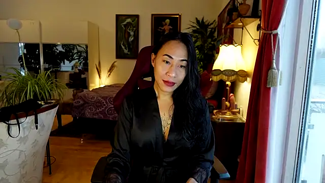 bianca bellamy online show from 11/19/25, 07:41