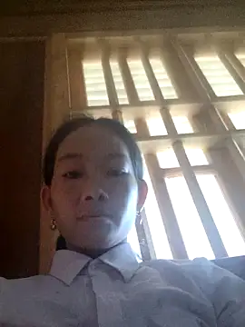 gio-thu online show from 10/09/25, 04:54